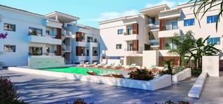 Rez-de-chaussée à Torreblanca del Sol. Piso con terraza orientación sur, aparcamiento y trastero
