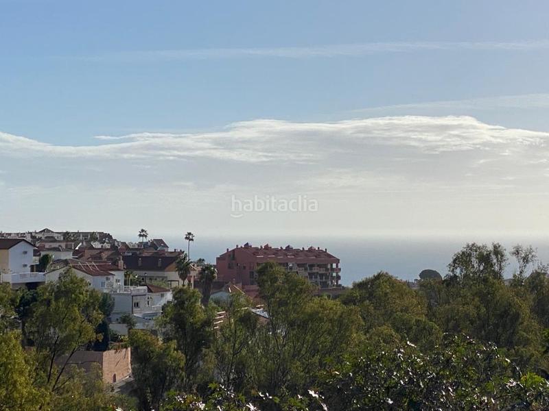 Foto c280d558-1ed9-4b49-aa00-cf73e4fcd748. Piso  con terraza, aparcamiento y trastero en Fuengirola