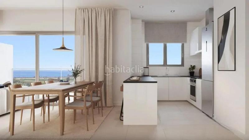 Foto 52662b91-9841-4bd2-afc8-39feef8a89c8. Apartamento piso en Poniente-Faro Torre del Mar
