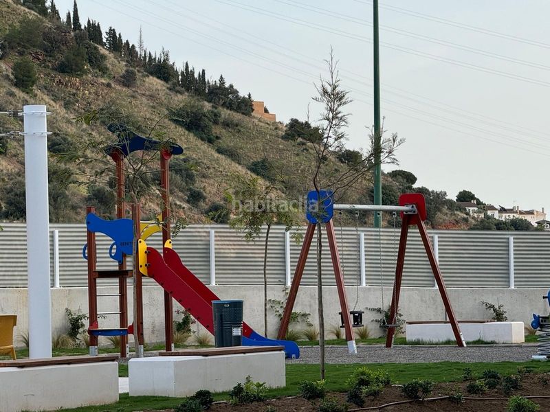 Foto 59096809-56a5-4306-ab7b-09a4e369f973. Planta baixa amb calefacció aparcament piscina a Málaga