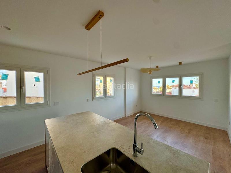 Foto 6b8a2f59-9758-4da9-a4c3-ad0faf55b746. Casa en Montemar Torremolinos