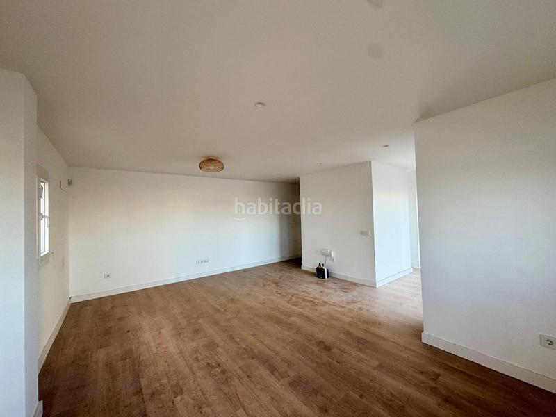 Foto 7db98157-f9f7-40d6-b297-77c6a29e6928. Casa en Montemar Torremolinos