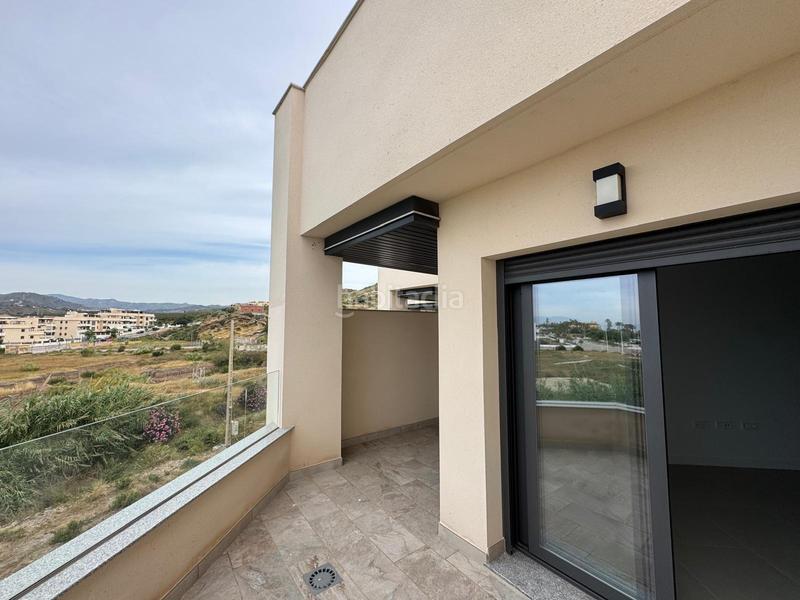 Foto fd5f031a-0da5-4721-9f11-b1b32a72a37d. Attico con parcheggio piscina in Almayate Bajo