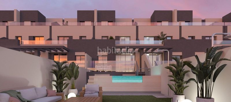Foto e50494ba-470c-4a00-8872-e46113c8dd6e. Casa adossada amb calefacció aparcament piscina a Torrox