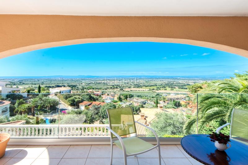 Foto 44fbd9ed-72fd-486b-8ff2-91672cef6c4b. Casa en Palau-saverdera