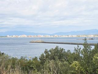 Appartement in Puig Rom-Canyelles-Almadrava