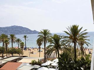 Estudi  Avinguda de la platja 1