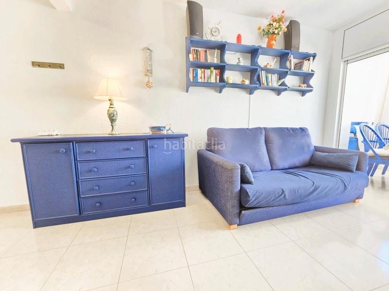 Foto a1d37d1d-7908-46cc-8c06-dd7dcbf42b6d. Apartamento en avinguda de la gola de l'estany 14 primera línea de playa con vistas al mar en Roses