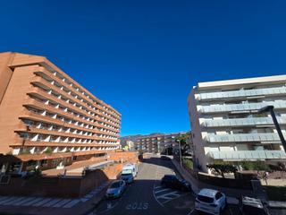 Appartement  Carrer de la roca plana 1. Apartamento muy cerca de la playa, residencia con parking comuni