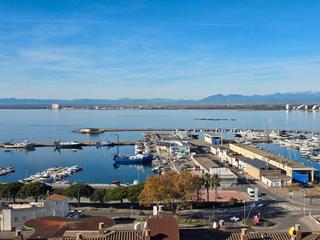 Apartament  Carrer francesc alegre. Vistas panorámicas y parking privado