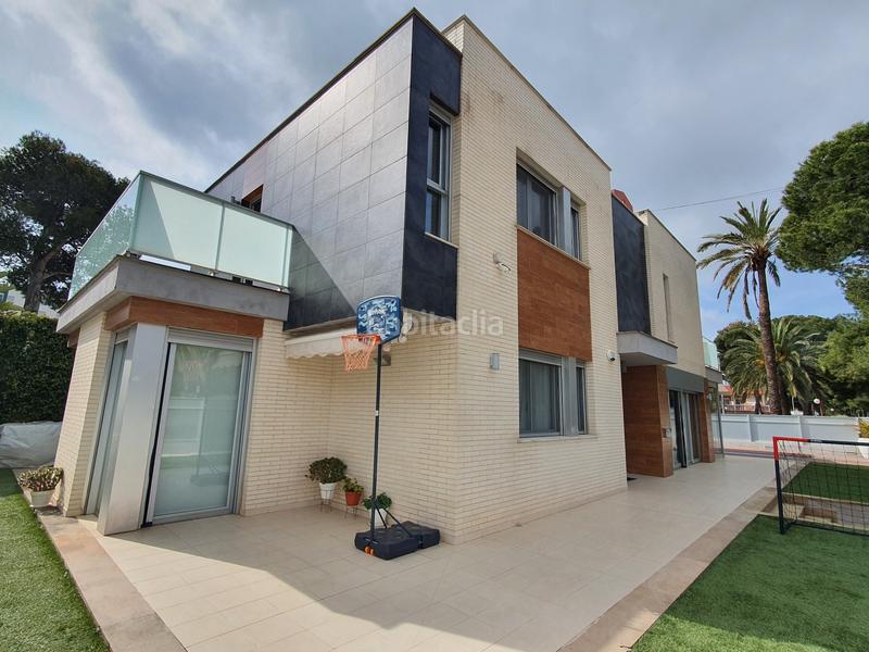 Foto 802168d9-a48c-483a-ac64-753c711c9c8b. Chalet in gran avinguda jaume i 195 in Els Terrers Benicasim / Benicàssim