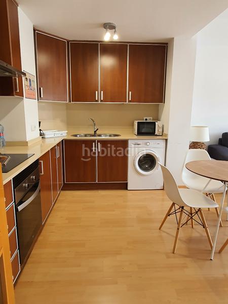 Foto a2b9bf1b-911a-41f7-9bf4-10bed90dbf52. Pis amb aparcament a El Pilar Villarreal / Vila - real