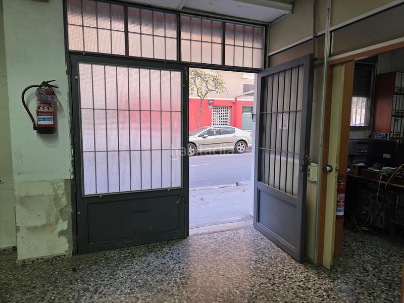 Foto f8f9ea44-0d98-422f-a1cf-69e5ce3a8c91. Local commercial dans avinguda d'espronceda 12 dans Castellón de la Plana