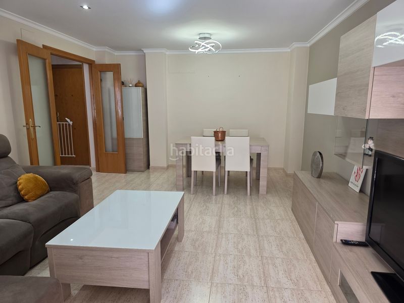 Foto 8aee3e8a-85ff-47a3-854a-679e0dd85a67. Flat with parking in Centro Almazora / Almassora