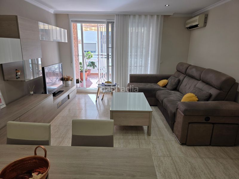 Foto b27a8333-cb30-40b2-815d-612285136fa4. Flat with parking in Centro Almazora / Almassora
