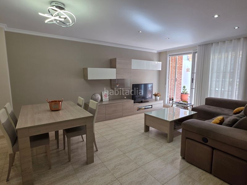 Foto d9ef7ef5-af98-465b-9752-8ac0ef9e24da. Flat with parking in Centro Almazora / Almassora