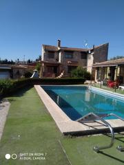 Chalet en Úbeda. Se vende chalet en huertañarda