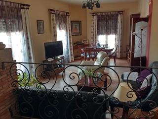 Casa a Torreperogil. Se vende casa en la zona del ayuntamiento de torreperogil