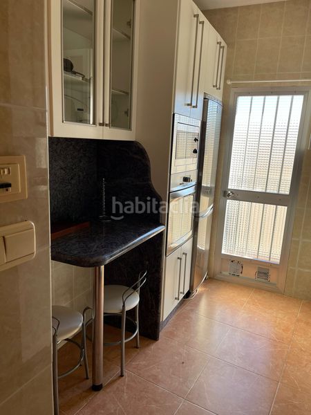 Foto 72100404-ceaf-4078-bd1e-a48a7884521a. Flat with heating parking in Úbeda