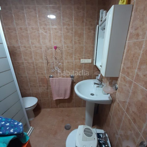 Foto c87e8eca-53cd-44a0-8615-89cba0d172f7. Flat with heating parking in Úbeda