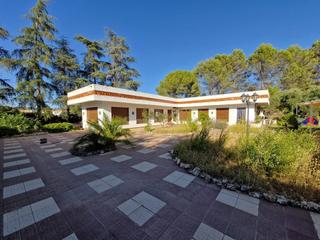 Xalet a Baeza. Se vende chalet en la yedra