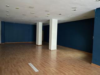 Lloguer Local Comercial a Úbeda. Se alquila local comercial en la corredera de san fernando