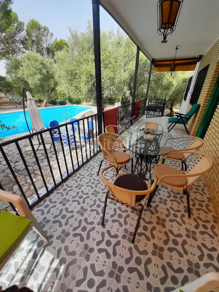 Foto 16d706d1-b873-41d2-a79b-9d95738ff3a8. Chalet se vende chalet en la yedra en Baeza