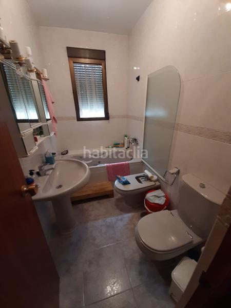 Foto 911d8adf-aa2a-41c7-a18c-bc614d10e164. Chalet se vende chalet en la yedra en Baeza