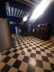 Local Comercial a Úbeda. Se venden dos locales comerciales en la zona de la calle trinida