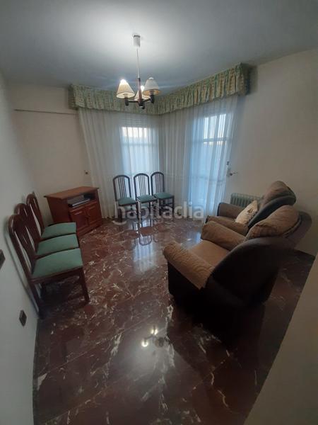 Foto 8a9d8649-67d6-402b-9b3d-70e1a7995377. Piso se vende piso en la zona de la puerta del sol en Úbeda