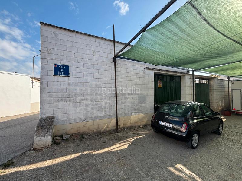 Foto 17f9b3c9-5649-4626-89a7-4026b1b0edbd. Bâtiment à usage industriel dans Úbeda