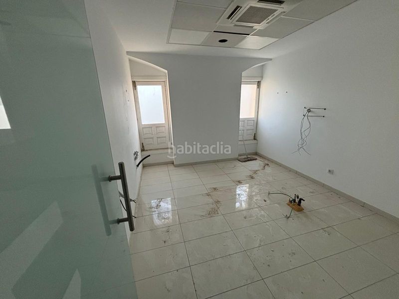 Foto 511b2504-ae88-4c04-a4ed-0359ee56a873. Lloguer local comercial amb calefacció a Úbeda