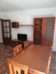 Miete Etagenwohnung in Úbeda. Se alquila piso amueblado en la zona del mercadona