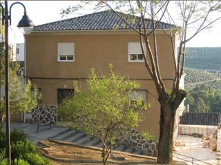 Haus in Canena. Se vende casa en canena