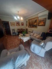 Appartement à Úbeda. Se vende piso en la zona de la avenida ciudad de linares
