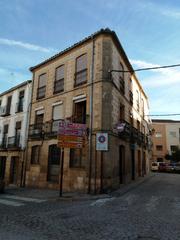 Maison à Úbeda. Se vende edificio en  zona  corredera de san fernando