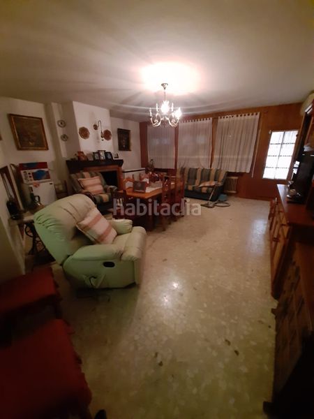 Foto 042f3428-f944-4c22-aed4-70f176459cae. Flat with fireplace heating in Úbeda