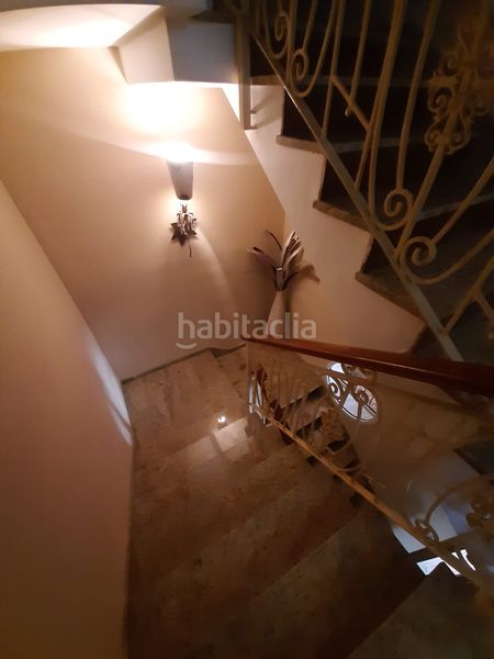 Foto d2081144-f641-4290-bffb-7015465166e6. Casa adossada amb calefacció piscina a Úbeda