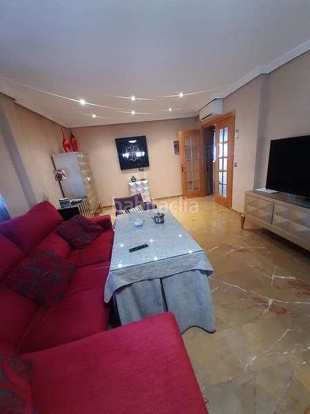 Foto d5fdd517-3242-40d4-a059-d870ea8e4688. Casa adossada amb calefacció piscina a Úbeda