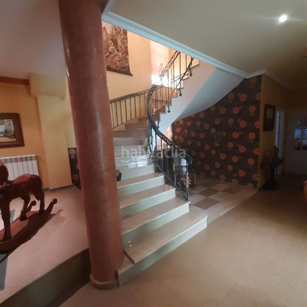 Foto 244877ae-d7ee-4649-8202-32fcecc36f50. Casa adossada amb xemeneia aparcament piscina a Úbeda