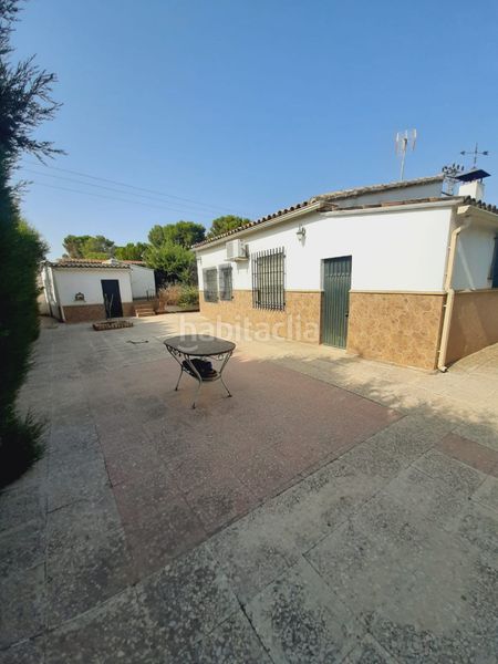 Foto 5d43a8ce-b187-4492-baed-ad4f843656e3. Xalet amb xemeneia piscina a Torreperogil