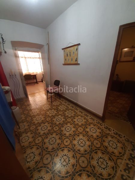 Foto 98590d9d-4499-4046-ac09-104e382c046a. Casa amb xemeneia a Úbeda