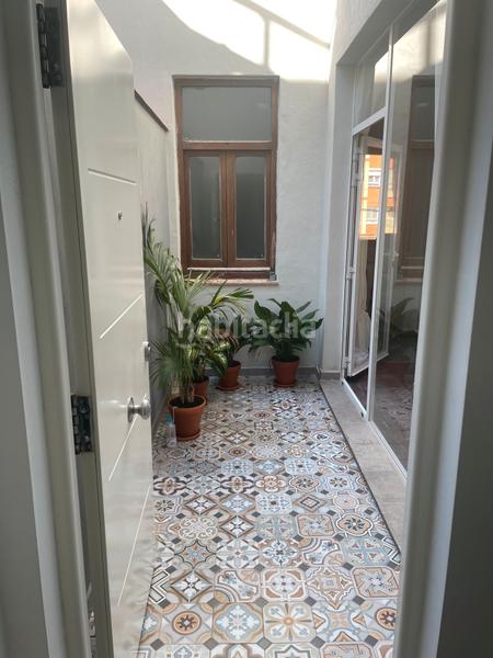 Foto 14cd075f-1723-4e0f-9a6a-a40a7fff154e. Miete appartement in calle isabel la católica 24 in Línea de la Concepción (La)