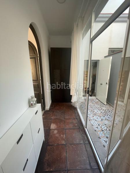 Foto 9c554547-d4b8-4b2a-bbbc-c09176ef361e. Miete appartement in calle isabel la católica 24 in Línea de la Concepción (La)