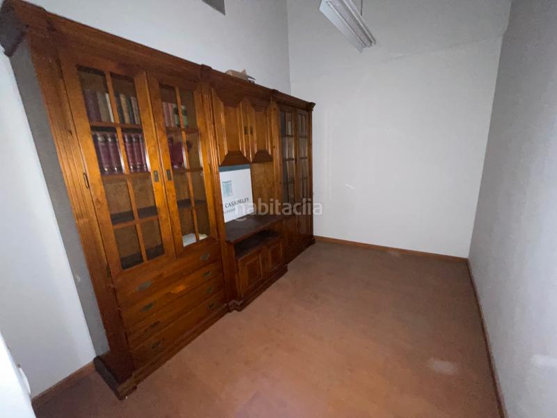 Foto 30934f11-e8ad-40fe-86cb-9c38d6ef054e. Alquiler local comercial en calle javier sanz 26 oficina en alquiler en el Centro de almeria en Almería