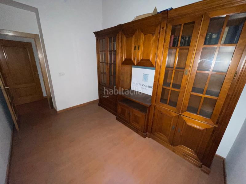 Foto 90503c3d-d183-4b3c-ab0a-92f36f93fada. Alquiler local comercial en calle javier sanz 26 oficina en alquiler en el Centro de almeria en Almería