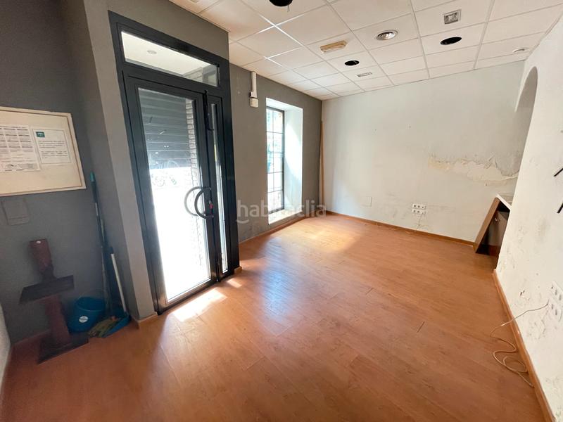 Foto 94b3b38f-552c-47e1-82c9-a7681b0beb98. Alquiler local comercial en calle javier sanz 26 oficina en alquiler en el Centro de almeria en Almería