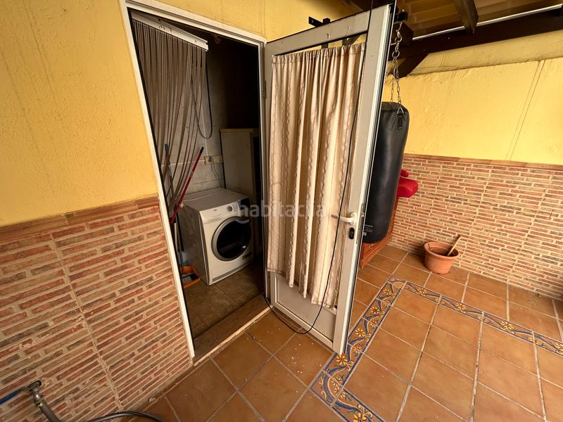 Foto 4bfec9b0-c76c-4583-8dfd-a062f2ef0098. Casa adosada en calle olallo morales 3 en El Alquián Almería