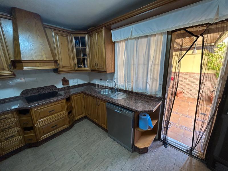 Foto 6227a3a8-5fc8-4694-a2a6-ef529ce410b0. Casa adosada en calle olallo morales 3 en El Alquián Almería