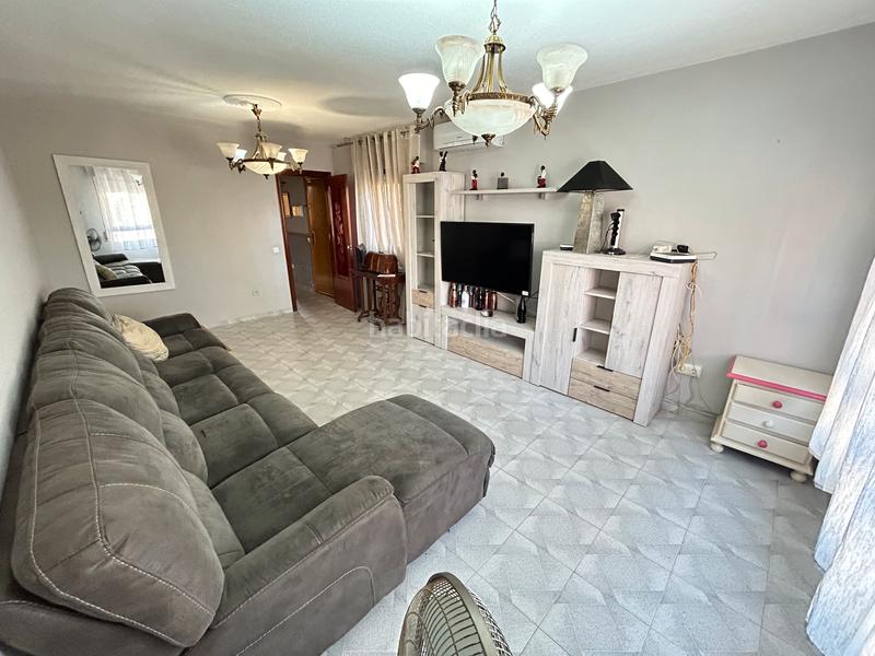 Foto d92f6be9-324a-4aea-8616-cec4c99be1e1. Casa adosada en calle olallo morales 3 en El Alquián Almería